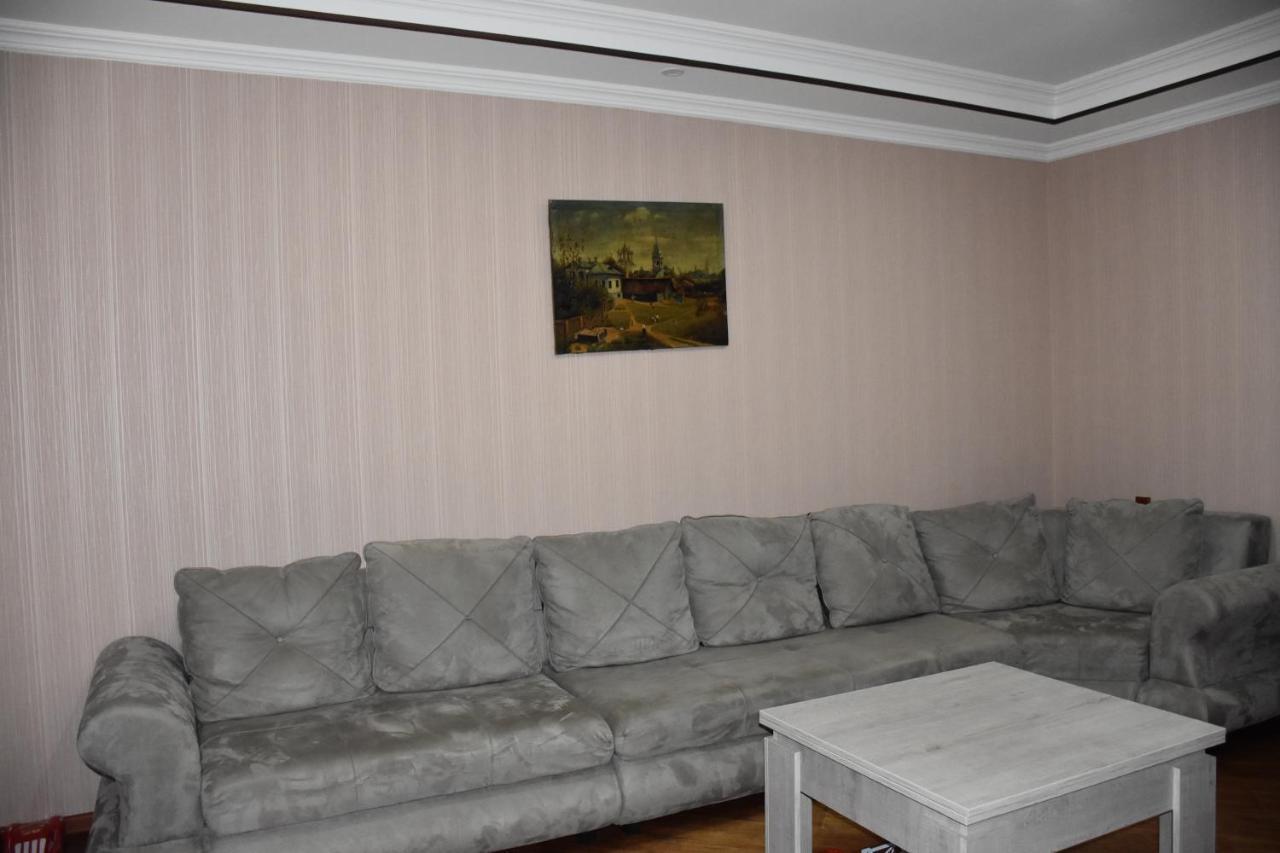 Guest House Ana Borjomi Exterior photo